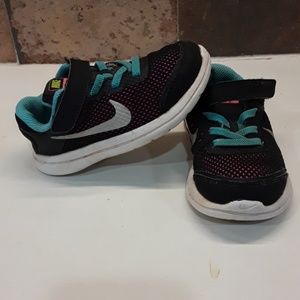 Toddler girls Nike, size 9C